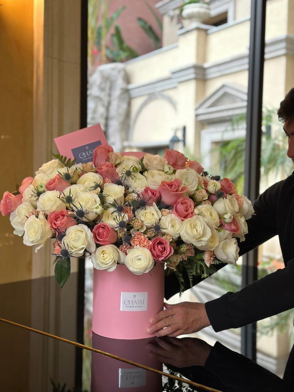 Deluxe Rose Hatbox