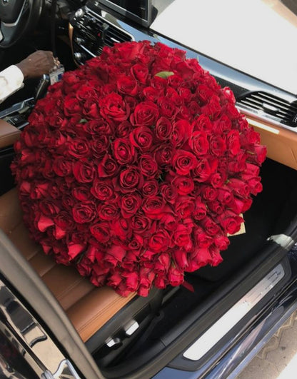 Big Love (100 long stem roses)